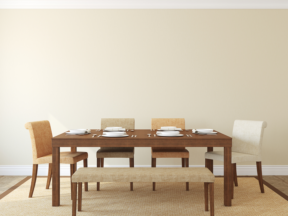 tafel en stoelen